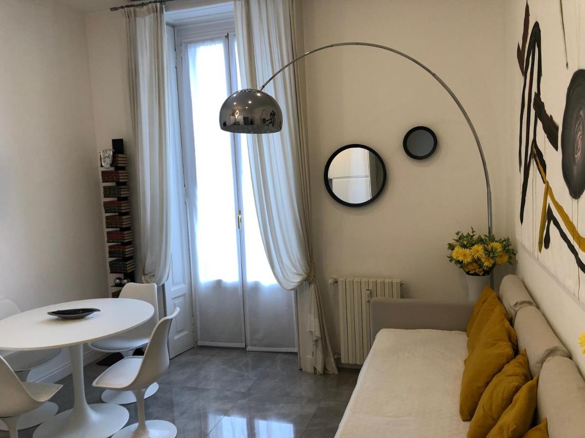 Casa Alberto Da Giussano, Elegante Bilocale In Centro Con Balcone Sul Parco Apartment Mailand